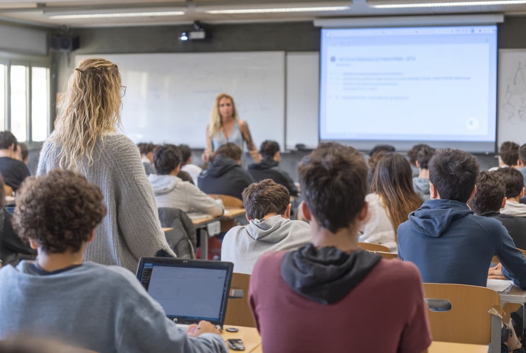 Grado Semipresencial en Nutrición Humana y Dietética